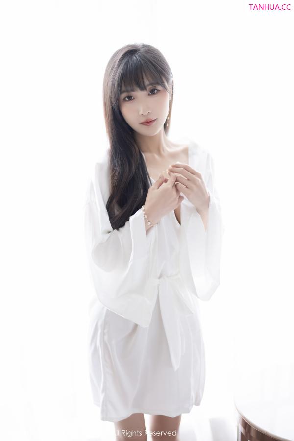 林星阑  [XiuRen]高清写真图 2023.08.28 No.7297 林星阑 长裙美腿第38张图片